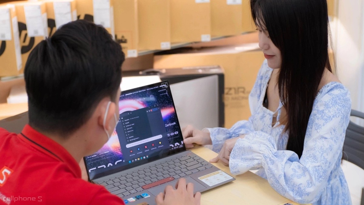 Cửa hàng điện thoại, laptop CellphoneS kinh doanh gì