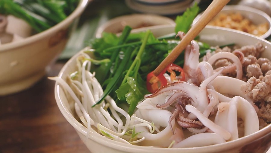 Những phần hủ tiếu mực cực hấp dẫn tại quán ăn ngon Cà Mau A Vòi
