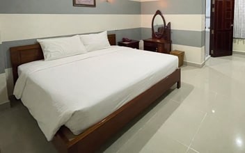 Nội thất tiện nghi của phòng Double dành cho hai người tại Khách sạn Hoàng Hổ Cà Mau