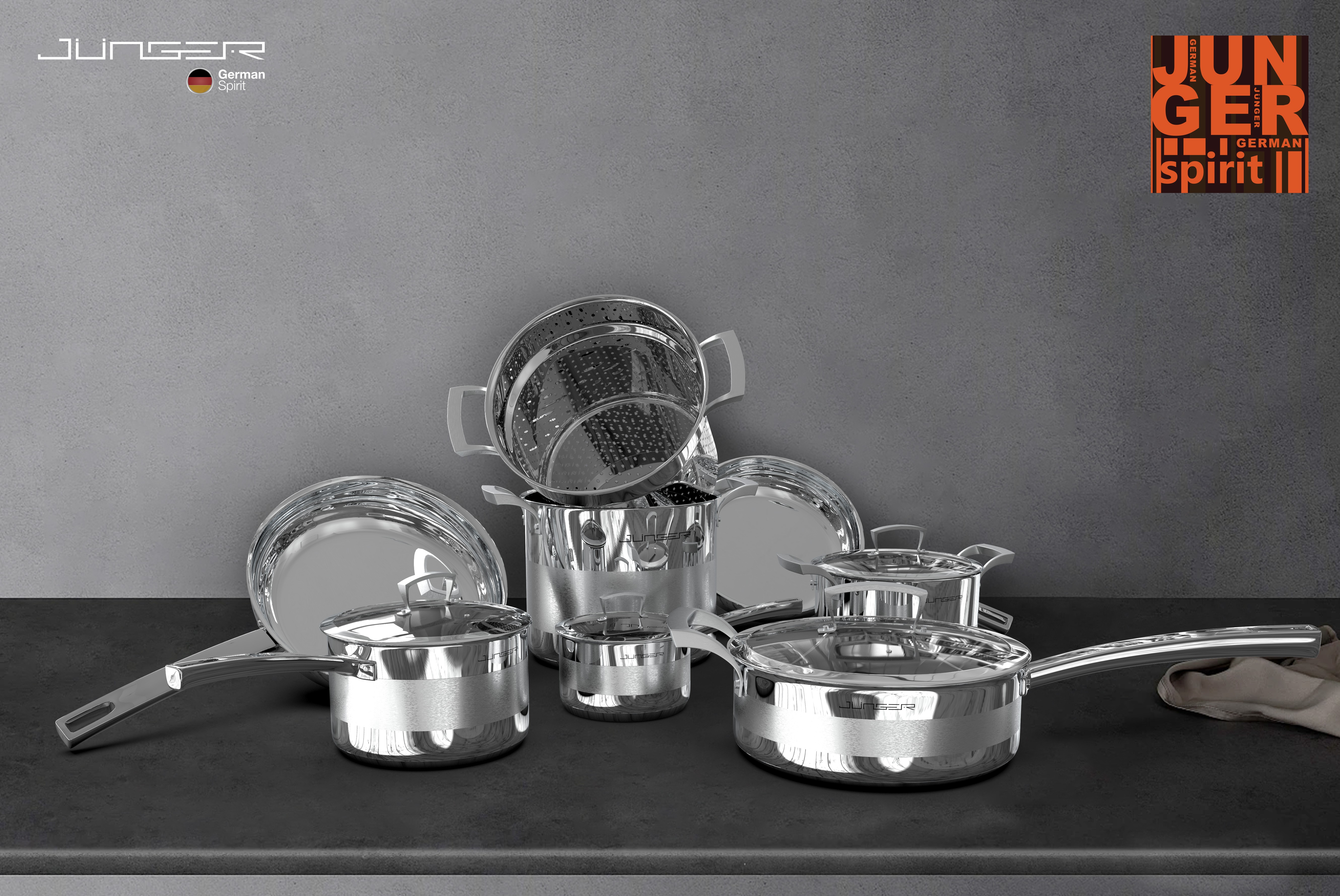 Bộ nồi inox sáng bóng với thiết kế hiện đại trên bếp