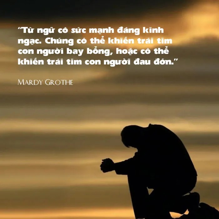 Một nhóm người đang thảo luận và chia sẻ quan điểm, thể hiện kỹ năng thuyết phục và lắng nghe
